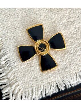 ICONIC! St John Knits Large Logo Pendant and Brooch For Suits Jewelry